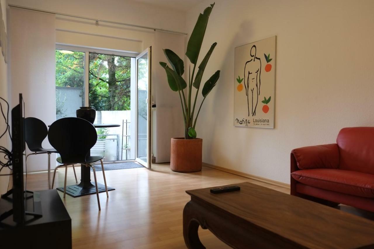 Ferienwohnung Mit Terasse Оберхаузен Екстериор снимка
