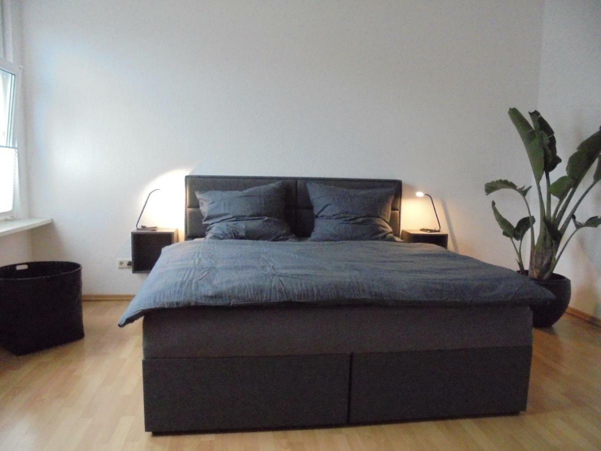 Ferienwohnung Mit Terasse Оберхаузен Екстериор снимка