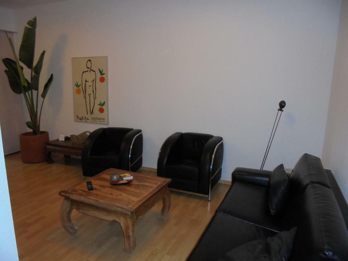 Ferienwohnung Mit Terasse Оберхаузен Екстериор снимка
